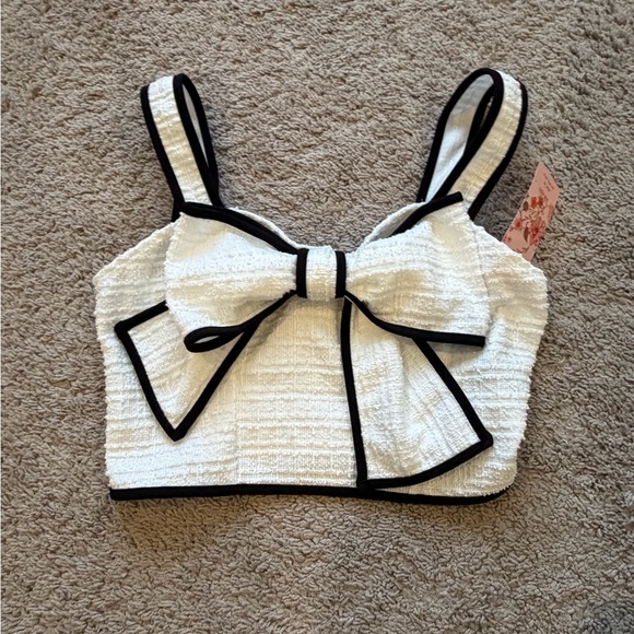 SHEIN White Bow Top - Picture 2 of 3